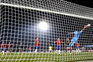 Tri mantuvo equilibrio en duelos ante anfitriones