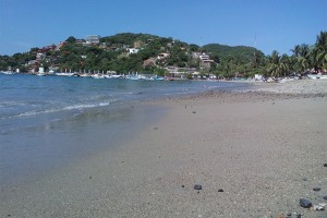 Playas de Zihuatanejo, todas aptas para uso recreativo