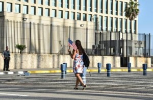 Cuba y EEUU restablecen relaciones y reabren embajadas, 54 años después