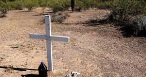 Hallan a dos indocumentados muertos en desierto del sur de Texas (EE.UU.)