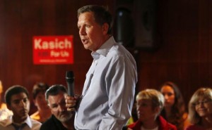 Republicano Kasich dice que inmigrantes &#8220;contribuyen&#8221; a EEUU