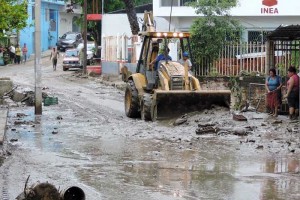 Piden en Arteaga ayuda aérea y declaratoria de desastre