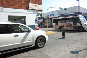 Pretenden rescatar a menores de vía pública