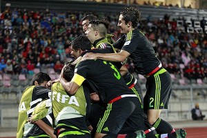 Chile aplaudirá los goles que metamos: Lara