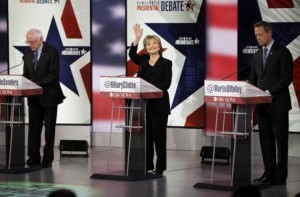 Demócratas Clinton y Sanders debaten sobre política exterior