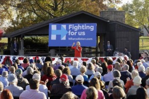 Clinton quiere hacer del control de armas tema de campaña