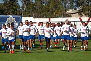 Celebrará Chivas misa para sortear descenso
