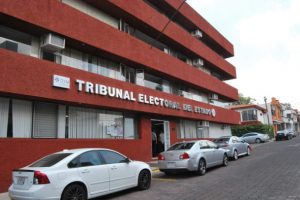 Exsíndico reclama millonaria indemnización