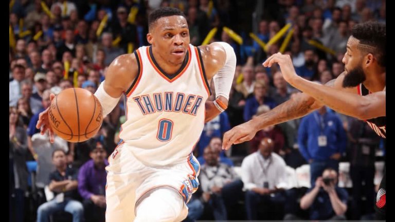 Russell Westbrook anotó 58 puntos y ni así ganó Oklahoma