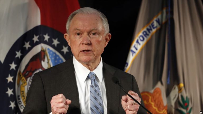 EE.UU. endurece medidas contra delitos de inmigración