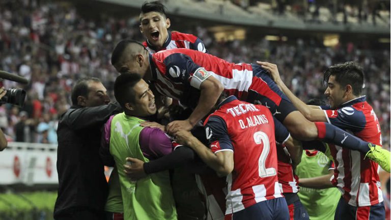 Las lesiones azotan a la ofensiva de Chivas