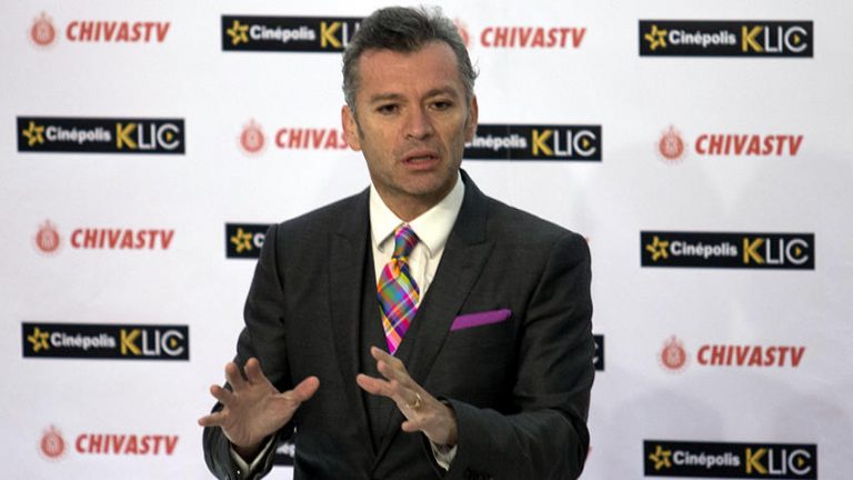 Televisa evitó que Chivas firmara con Carlos Slim: Higuera