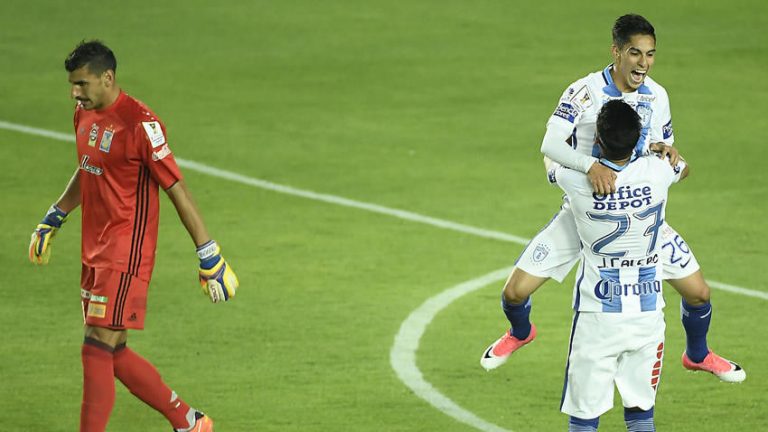 Pachuca regresa al Mundial; Tigres repite la frustración