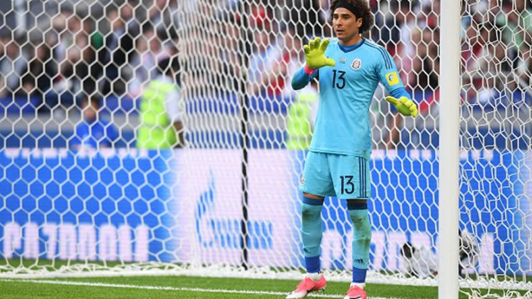 Estoy por encima de las cosas malas: Guillermo Ochoa