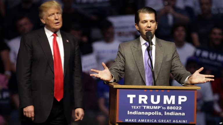 Trump Jr. fue informado de que Rusia trataba de ayudar a su padre