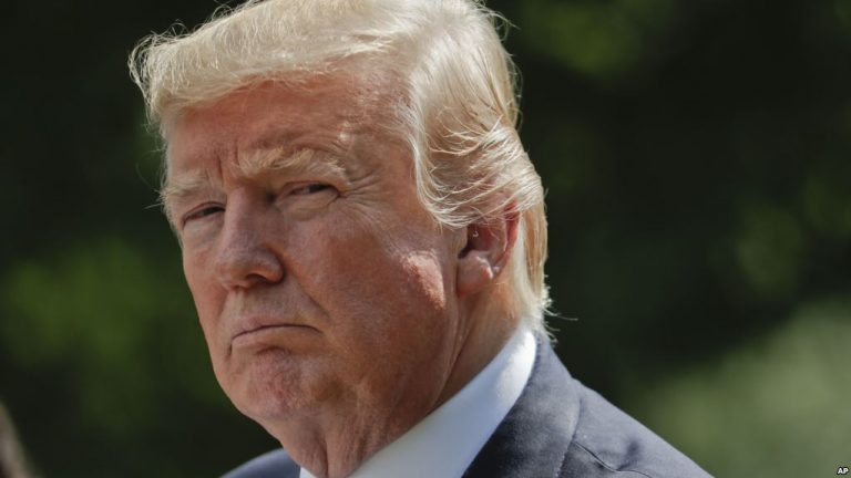 Trump prohíbe a transgéneros en las fuerzas armadas