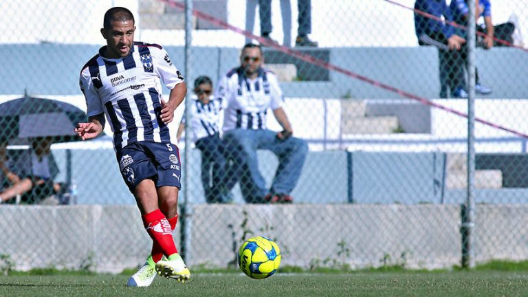 Walter Gargano explotó contra Mohamed; se quiere ir de Rayados