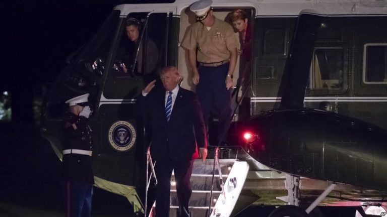 Trump anunciará hoy estrategia de EE.UU. para guerra en Afganistán