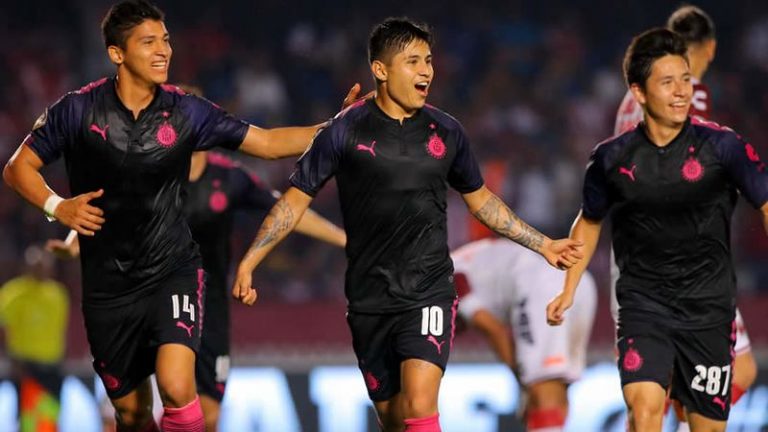 Chivas abandona el sotano